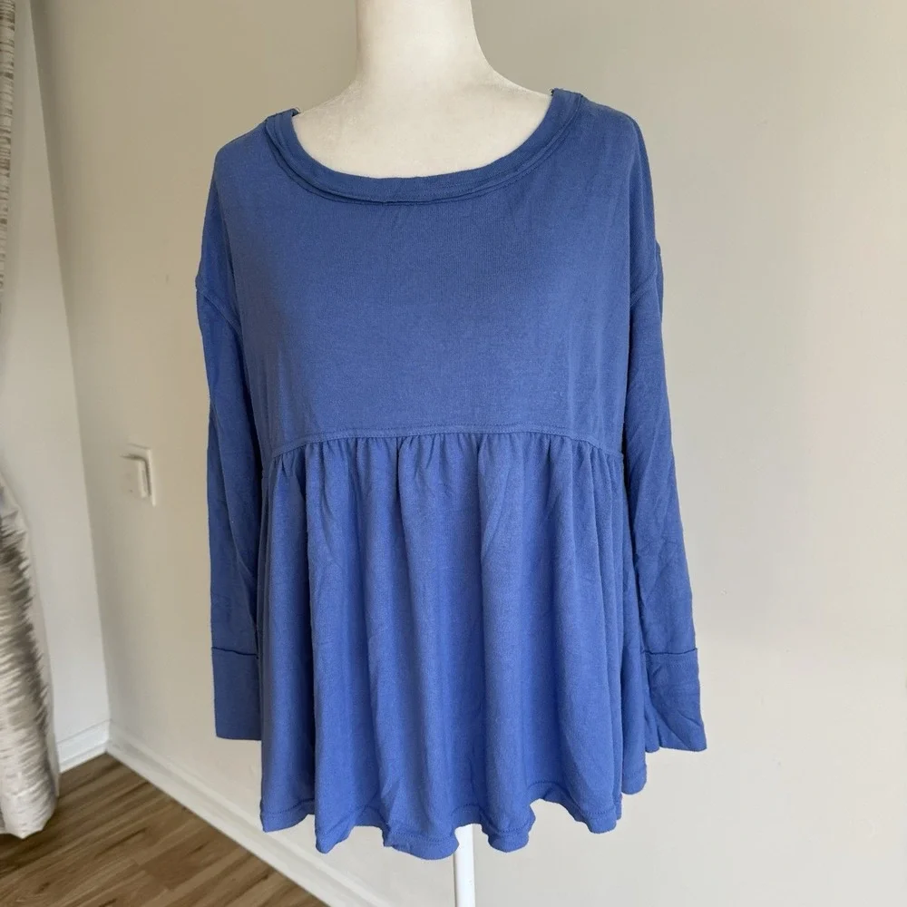 Free People Knit Top Neckline St# OB1054010 Pull On Blue Viscose Tunic Sz XS
